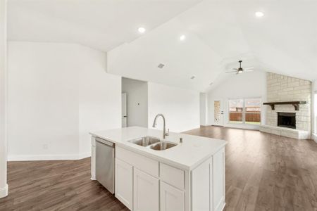 New construction Single-Family house 2309 Bear Trl, Mansfield, TX 76063 Hawthorne II- photo 12 12