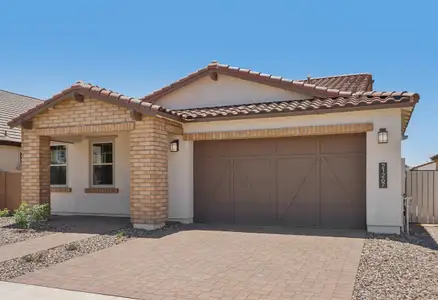 New construction Single-Family house 21267 E Sparrow Dr, Queen Creek, AZ 85142 plan Plan 4024 Elevation B - image