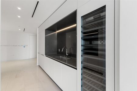 New construction Condo/Apt house 300 Biscayne Way, Unit 2103, Miami, FL 33131 - photo 9 9