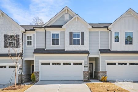 New construction Townhouse house 2127 Bayou Trace Dr, Unit Lot 15, Charlotte, NC 28262 - image