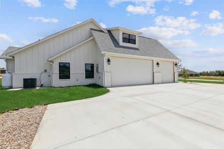 New construction Single-Family house 166 Coalson Crossing, Azle, TX 76020 - photo 35 35