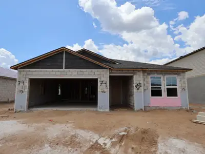 New construction Single-Family house 12305 Stirrup Dr, Dade City, FL 33525 plan Maui - image