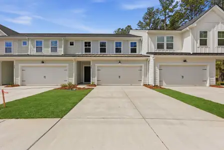 New construction Townhouse house 224 Twinleaf Ct, Charleston, SC 29414 - image