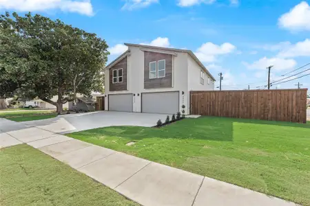 New construction Single-Family house 2326 Fairfax Dr, Irving, TX 75060 - image