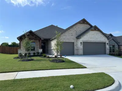 New construction Single-Family house 2001 Belle Lagos Ln, Cleburne, TX 76033 - image