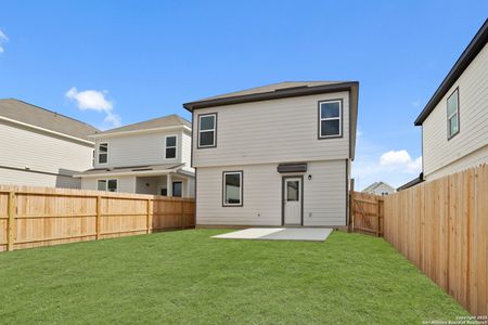 New construction Single-Family house 10118 Carnelian Cv, San Antonio, TX 78245 plan The Camden - image