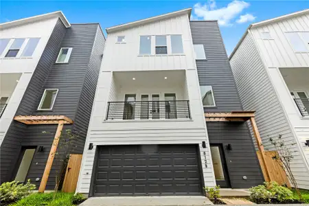 New construction Single-Family house 812 Elkhart St, Unit B, Houston, TX 77091 - image