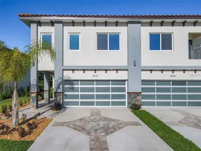 New construction Townhouse house 2000 Greenbriar Ter, Davenport, FL 33837 - image