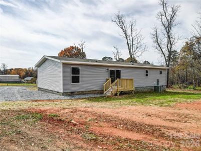 New construction Single-Family house 516 Lake Mullis Rd, Harmony, NC 28634 - image