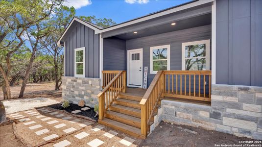 New construction Single-Family house 248 Brushy Creek Trl, Bandera, TX 78003 - image