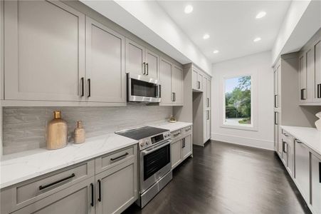 New construction Single-Family house 5211 Powers Ferry Rd, Sandy Springs, GA 30327 - image 13