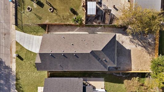 New construction Single-Family house 1023 E Allen Ave, Fort Worth, TX 76104 - image