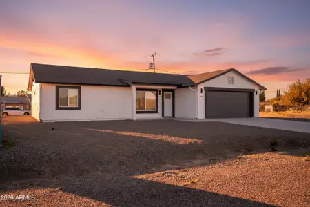 New construction Single-Family house 16494 S White Rock Ln, Mayer, AZ 86333 - image