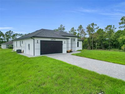 New construction Single-Family house 3809 Sunset Rd, Lehigh Acres, FL 33971 - image