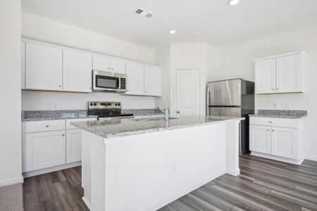 New construction Single-Family house 13112 Bending Creek Trl, Parrish, FL 34219 plan Magellan - image 11