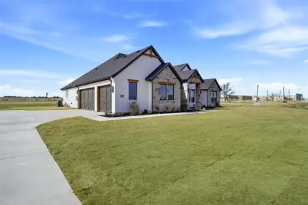 New construction Single-Family house 6961 Eagle Creek Dr, Godley, TX 76044 - image