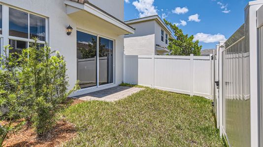 New construction Townhouse house 167 Sw 171St Ln, Pembroke Pines, FL 33027 null- photo 10 10