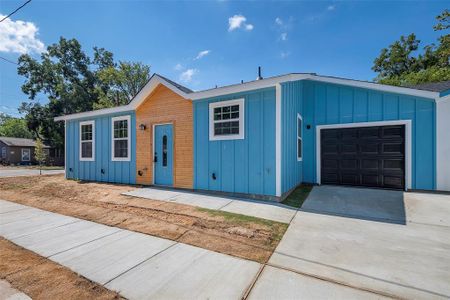 New construction Single-Family house 3625 Hancock St, Dallas, TX 75210 - photo 0