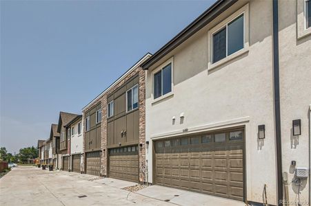 New construction Townhouse house 388 E Orchard Road, Centennial, CO 80121 - photo 25 25