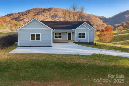 New construction Single-Family house 12 Gracie Rose St, Clyde, NC 28785 - image