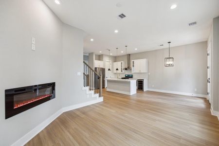 New construction Single-Family house 812 Thornton St, Unit F, Houston, TX 77018 - image 18