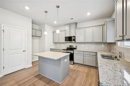 New construction Townhouse house 426 Lanier Cir, Woodstock, GA 30189 - image