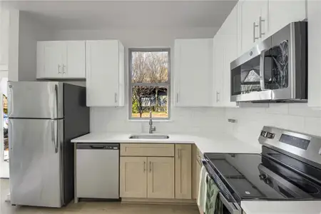 New construction Townhouse house 1070 Dill Avenue SW, Atlanta, GA 30310 - image 8