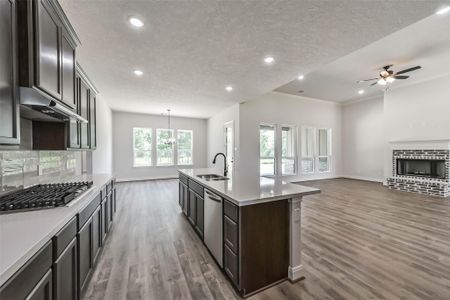 New construction Single-Family house 5334 Camp Creek Rd, Baytown, TX 77523 - image 12