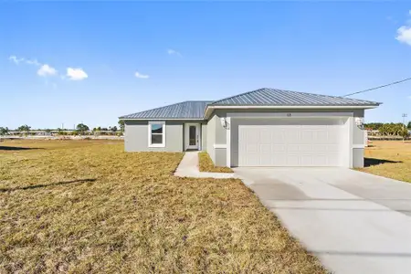 New construction Single-Family house 12 Armbruster Ct, Frostproof, FL 33843 - image