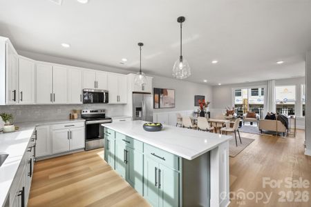 New construction Townhouse house 7916 Sansom Cir, Charlotte, NC 28213 - image 7