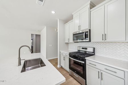 New construction Single-Family house 168 Thistle Patch Pl, Angier, NC 27501 plan Chatham - image 9