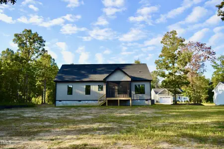 New construction Single-Family house 319 Dry Branch Dr, Kenly, NC 27542 - image