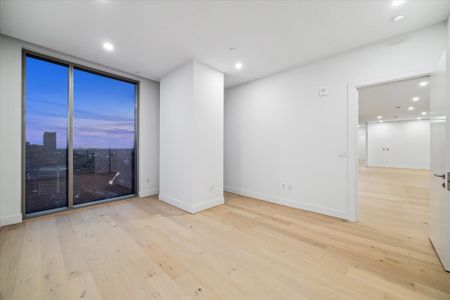 New construction Condo house 1711 Allen Pkwy, Unit 2402, Houston, TX 77019 - image 20