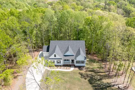 New construction Single-Family house 131 High Lake Dr, Statesville, NC 28677 plan Columbia - image