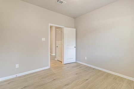 New construction Single-Family house 212 Forest Park Dr, West Columbia, TX 77486 plan Duval - image 14