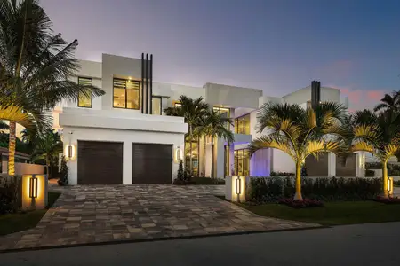 New construction Single-Family house 481 Thatch Palm Dr, Boca Raton, FL 33432 - image