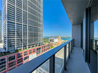 New construction Condo house 121 Ne 5Th St, Unit 2211, Miami, FL 33132 - image