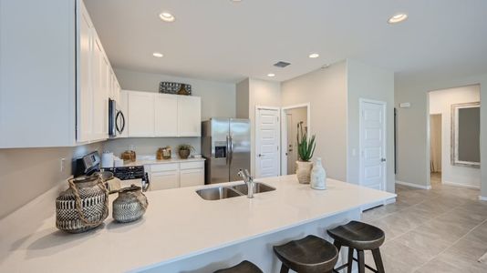 New construction Single-Family house 9829 W Avalon Dr, Phoenix, AZ 85037 Coronado Plan 3560- photo 5 5