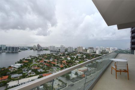 New construction Condo/Apt house 18501 Collins Avenue, Unit 2301, Sunny Isles Beach, FL 33160 - photo 32 32