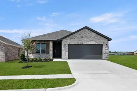 New construction Single-Family house 3113 Hawkview Dr, Cleburne, TX 76031 plan Redwood II - image