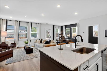 Governors Parc by KM Homes in Kennesaw - image 8