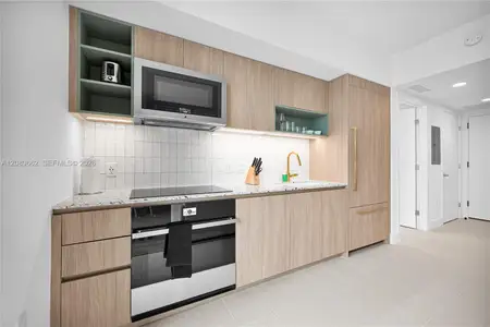 New construction Condo house 159 Ne 6Th St, Unit 3901, Miami, FL 33132 - image 10