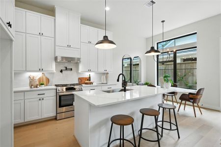 New construction Single-Family house 1711 Bologna Ln, Houston, TX 77055 - image 18