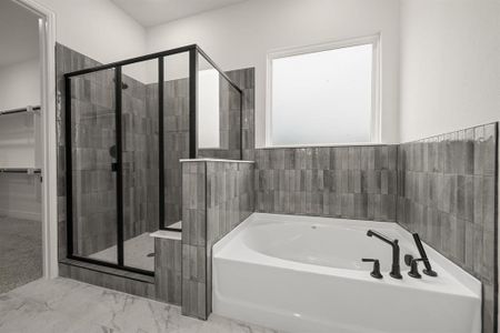 New construction Single-Family house 157 Fan Mill Trl, Weatherford, TX 76085 plan 2404 - image 8