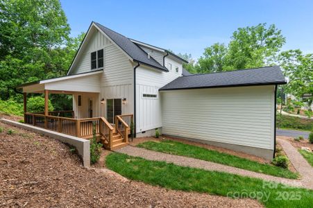 New construction Single-Family house 100 Craggy Ave, Asheville, NC 28806 - image
