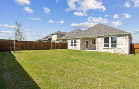 New construction Single-Family house 5917 Mayer Ave, Pilot Point, TX 75009 plan Orchard - image