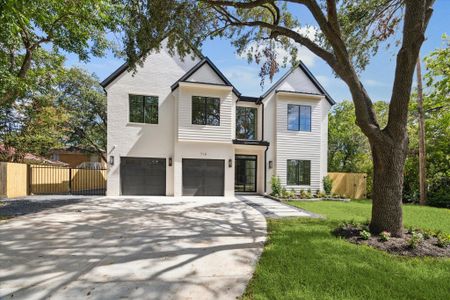 New construction Single-Family house 710 Sue Barnett Dr, Houston, TX 77018 - image