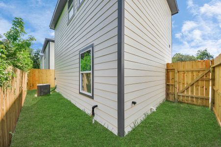 New construction Single-Family house 7312 Wileyvale Dr, Unit B, Houston, TX 77016 - image 2