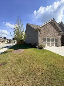 New construction Single-Family house 1104 Kingston Hill Dr, Loganville, GA 30052 - image