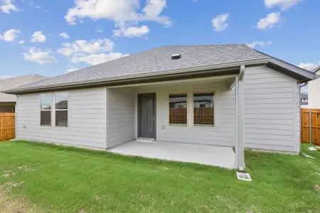 New construction Single-Family house 3916 Somerville Dr, Farmersville, TX 75442 plan Hayden - image 2